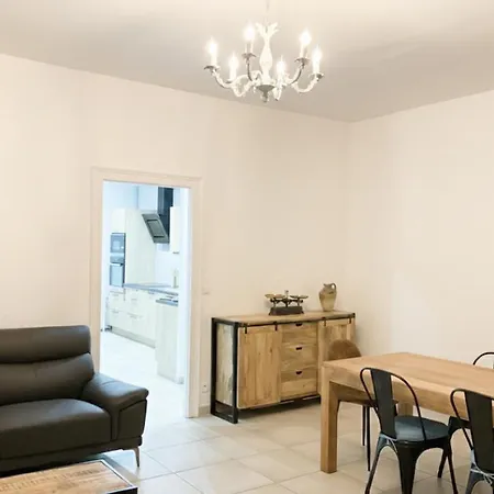 Grand Cosy Avec Terrasse 900 M Cure Apartman Jonzac